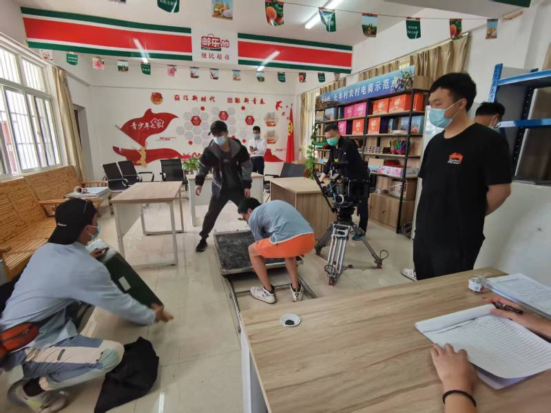 追星女孩心理学分析报告：沐川县广告片拍摄公司揭秘饭圈应援式传播逻辑
